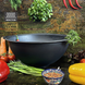 Казан &Oslash;40см, 15л., чугунный узбецкий WOK Maysternya с крышкой-сковородой гриль